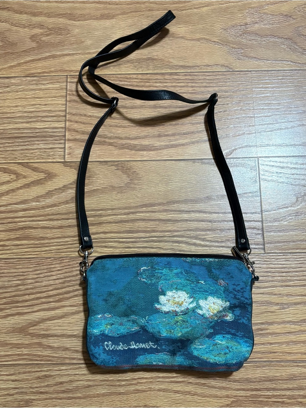 Mille Fleurs Claude Monet Water Lilies Tapestry Bag European EUC Art Small MoMA